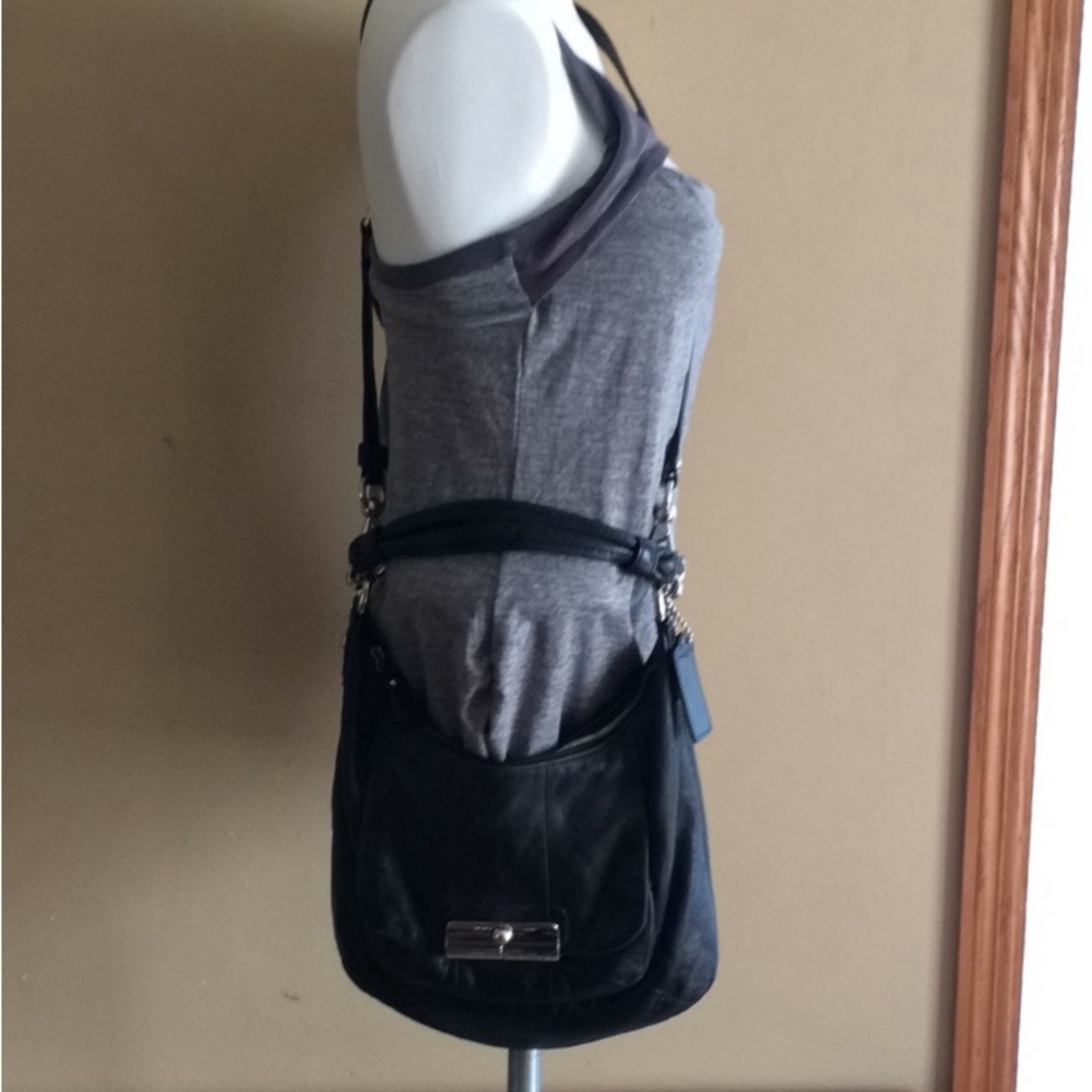 Vintage Coach‎ leather purse